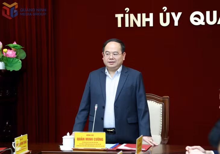 Đồng chí Quản Minh Cường, Ủy viên Trung ương Đảng, Bí thư Tỉnh ủy, Trưởng Đoàn ĐBQH tỉnh, Trưởng Ban Chỉ đạo phòng, chống tham nhũng, lãng phí, tiêu cực tỉnh, kết luận cuộc họp.
