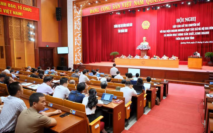 Thường trực HĐND tỉnh tổ chức hội nghị tiếp xúc cử tri chuyên đề với doanh nghiệp, hợp tác xã và hộ gia đình, cá nhân có hoạt động sản xuất kinh doanh trên địa bàn tỉnh. (Tháng 6/2023).