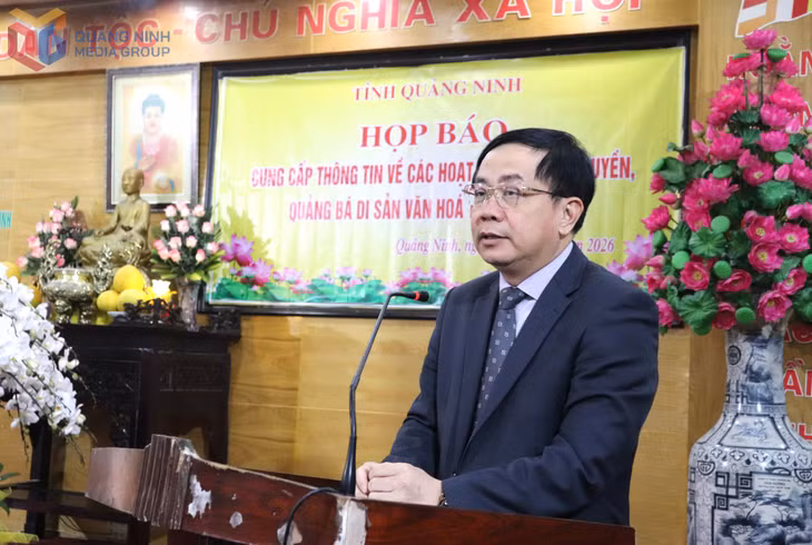 Lãnh đạo Ban Quản lý di sản thế giới vịnh Hạ Long - Yên Tử cung cấp thông tin về các hoạt động tuyên truyền, quảng bá di sản văn hóa thế giới Yên Tử. 