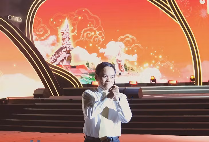 Bí thư Thành ủy TP.HCM Trần Lưu Quang tham dự chương trình - Ảnh: SƠN LÂM