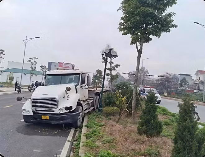 Hiện trường vụ va chạm. Ảnh: Ban An toàn giao thông Hải Phòng