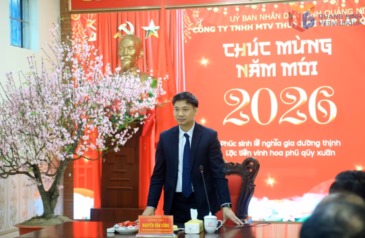 Đồng chí Nguyễn Văn Công, Phó Chủ tịch UBND tỉnh phát biểu tại buổi chúc Tết.