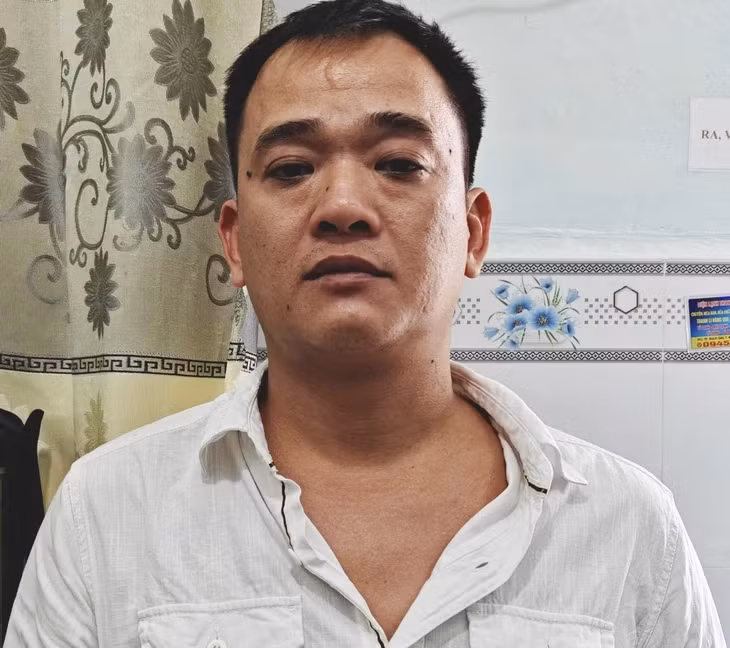 Công an tỉnh An Giang tạm giữ hình sự nghi phạm Nguyễn Hoàng Nam về hành vi "giết người" - Ảnh: MINH PHƯỚC