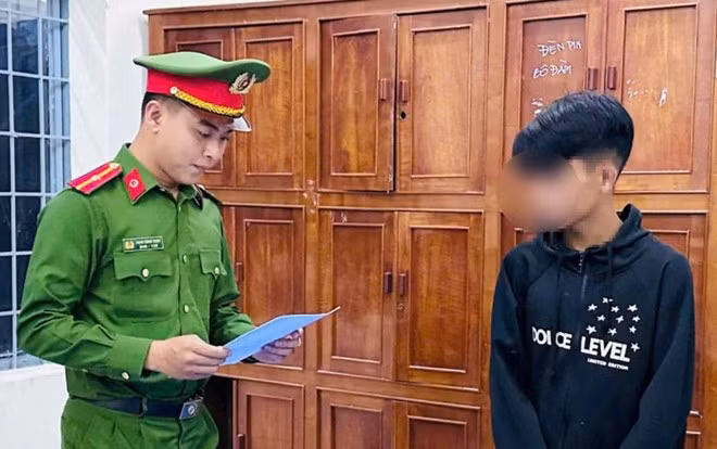 Các đối tượng rủ nhau đi trộm cắp gà tại nhà ông L thì bị phát hiện. Ảnh: CACC