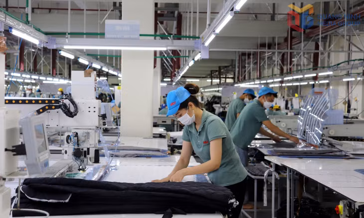 Sản xuất sản phẩm dệt may tại KCN Hải Hà. Ảnh: Mạnh Trường