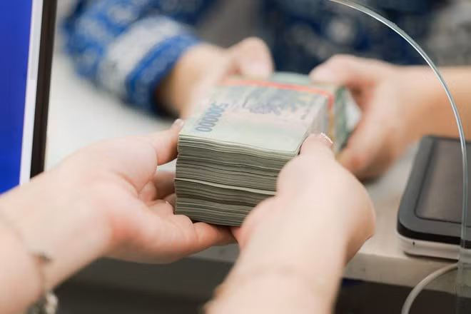 Mức tiền thưởng Huy hiệu 80 năm tuổi Đảng dự kiến từ 1.7. Ảnh: Hải Nguyễn