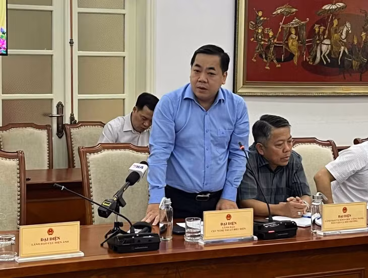 Ông Trần Hướng Dương - Phó Cục trưởng Cục Nghệ thuật biểu diễn nói về vụ MV chứa hình ảnh nhạy cảm của Jun Phạm. Ảnh: Chí Long