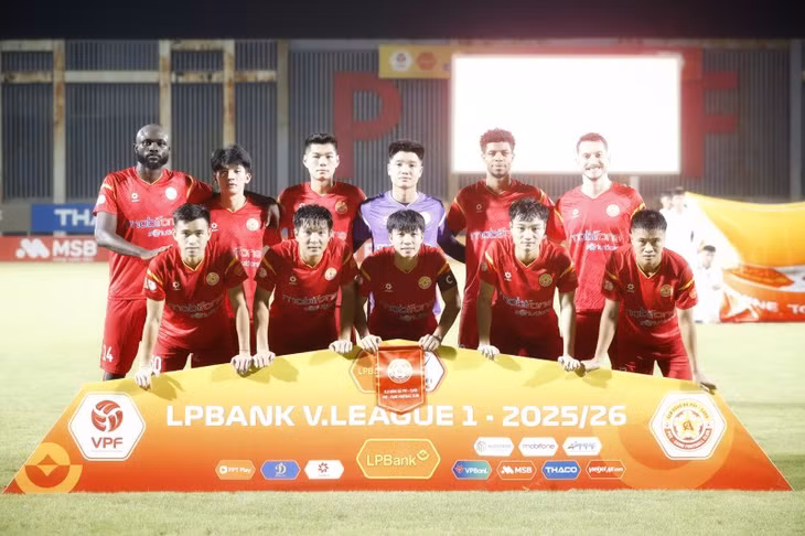 PVF-CAND cũng rơi vào vòng xoáy trụ hạng khốc liệt tại V.League 2025-2026. Ảnh: VPF