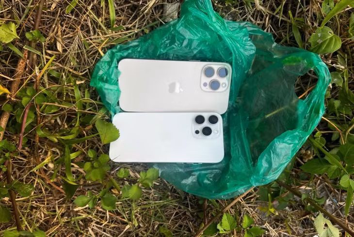 Công an Đà Nẵng bắt nhóm thiếu niên đột nhập cửa hàng điện thoại, trộm 5 iPhone và thu hồi tang vật. Ảnh: CACC