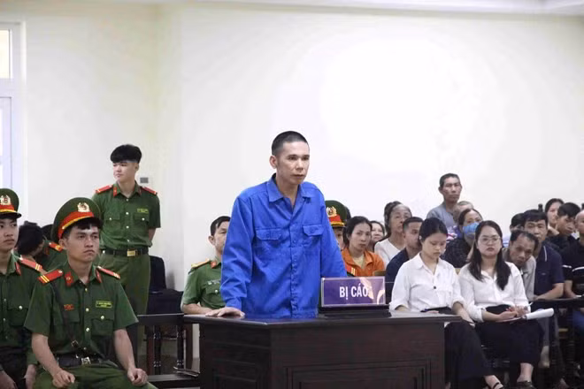 Bị cáo Nguyễn Nam Đại Thuận bị tuyên án tử hình về tội giết người. Ảnh: Nguyễn Tiến