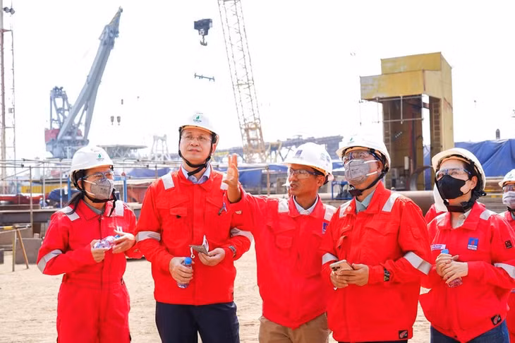 Đại diện Ban quản lý dự án PTM Đại Hùng Nam giới thiệu tổng quan dự án