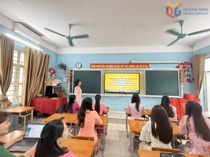 Chi bộ THCS thuộc Đảng Trường TH, THCS & THPT Nguyễn Bỉnh Khiêm tổ chức sinh hoạt chuyên đề quý I năm 2026.