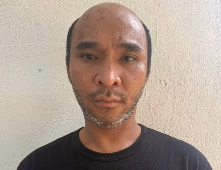 Vừa ra tù 1 năm, đối tượng hát lô tô ở Đà Nẵng lại bị bắt vì cướp giật tài sản khách du lịch. Ảnh: CACC