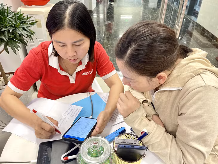Trên địa bàn tỉnh hiện còn khoảng 90.000 thuê bao di động của nhà mạng Viettel cần phải xác thực thông tin.
