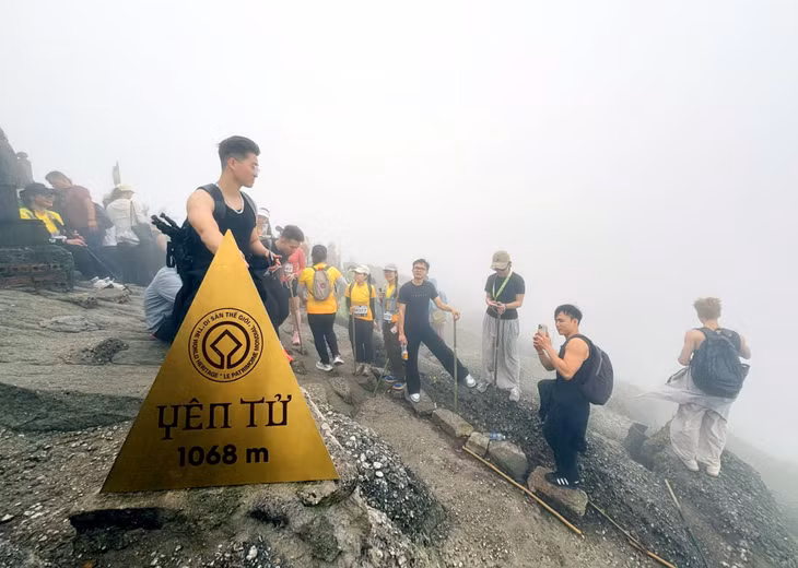 VĐV không quên chụp những bức hình lưu niệm đáng nhớ.