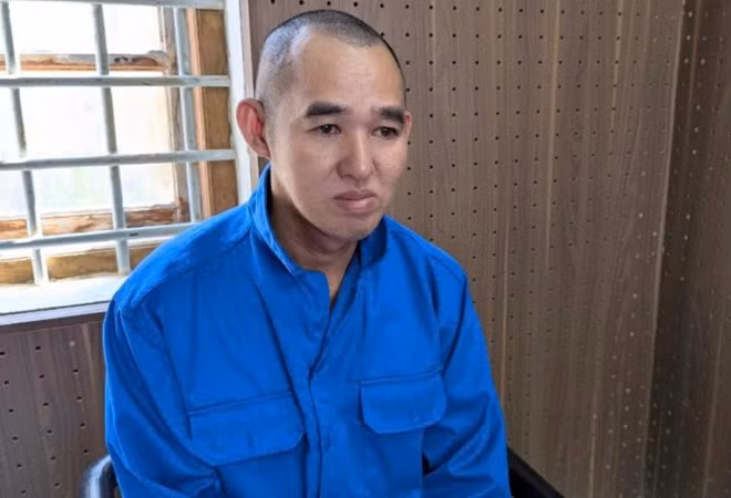 Lê Hoàng Minh bị tạm giam về hành vi “Hiếp dâm người dưới 16 tuổi”. Ảnh: Bình An