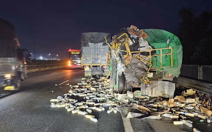 Hiện trường vụ tai nạn. Ảnh: Cục CSGT
