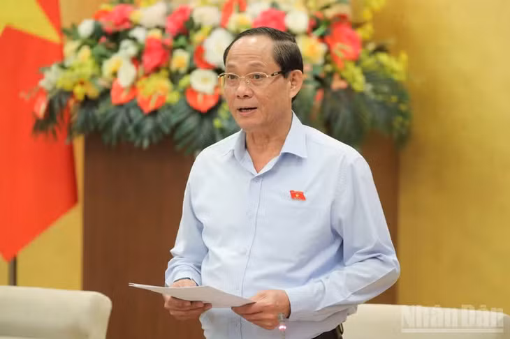 Phó Chủ tịch Quốc hội Trần Quang Phương phát biểu kết luận phiên họp. (Ảnh: DUY LINH)