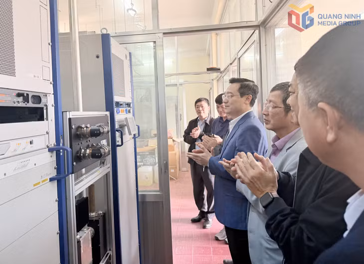 Ngày 28/1/2026, kênh phát thanh QNR2 chính thức được phát sóng trên tần số FM 103,10 MHz dành cho nhân dân các địa phương khu vực miền Đông của tỉnh.