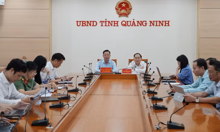 Các đại biểu dự hội nghị tại điểm cầu tỉnh Quảng Ninh.