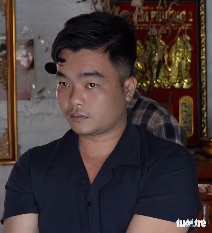 Trần Nguyễn Hữu Thắng lúc bị bắt - Ảnh: HOÀI THƯƠNG