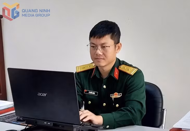 Trung tá Lê Quốc Quân, Chính trị viên phó Ban Chỉ huy Quân sự (CHQS) phường Việt Hưng, tỉnh Quảng Ninh.