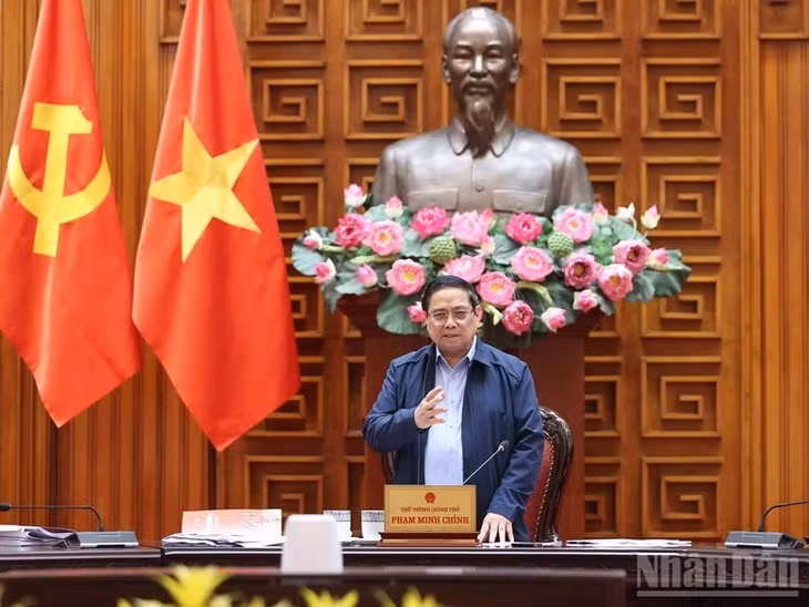 Thủ tướng Chính phủ Phạm Minh Chính chủ trì cuộc họp của Thường trực Chính phủ. (Ảnh: TRẦN HẢI)