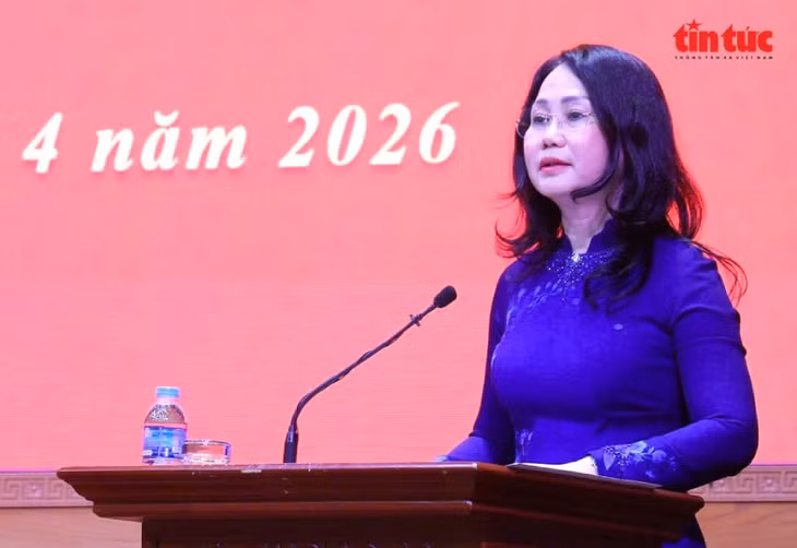 Tân Bộ trưởng Bộ Văn hoá, Thể thao và Du lịch Lâm Thị Phương Thanh phát biểu tại Lễ bàn giao nhiệm vụ.