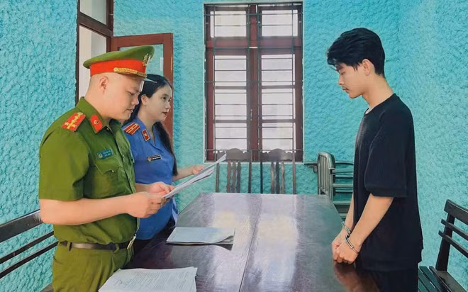 Khởi tố đối tượng Võ Quốc Vũ về tội lừa đảo chiếm đoạt tài sản. Ảnh: Đức Tuấn