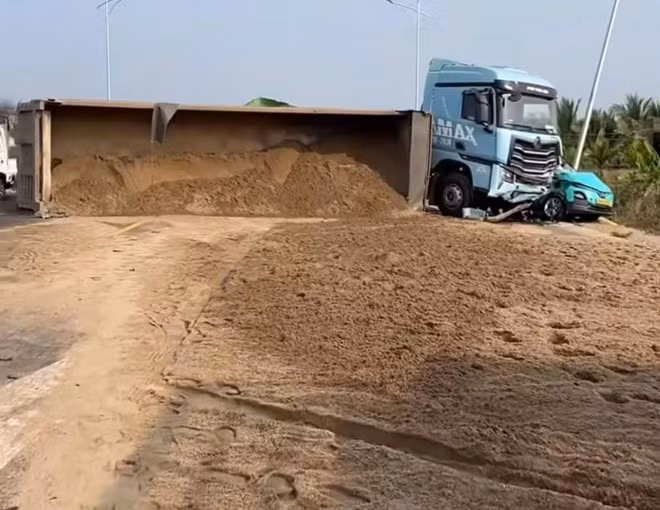 Hiện trường vụ tai nạn giao thông. Ảnh: Người dân cung cấp