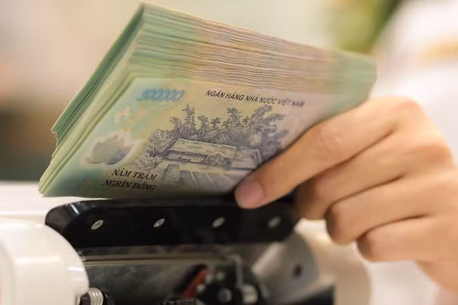 Đảng ủy Chính phủ đã báo cáo và được Bộ Chính trị thống nhất điều chỉnh tăng mức lương cơ sở. Ảnh: Hải Nguyễn