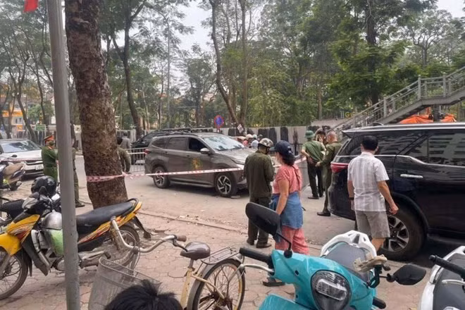 Vụ xô xát xảy ra trên địa bàn phường Hoàng Liệt (Hà Nội). Ảnh: Người dân cung cấp