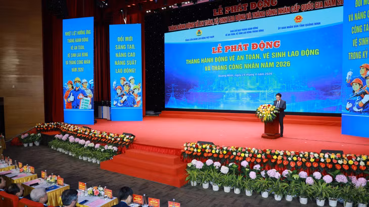 Đại diện TKV phát biểu hưởng ứng Tháng hành động về ATVSLĐ - Tháng Công nhân năm 2026.