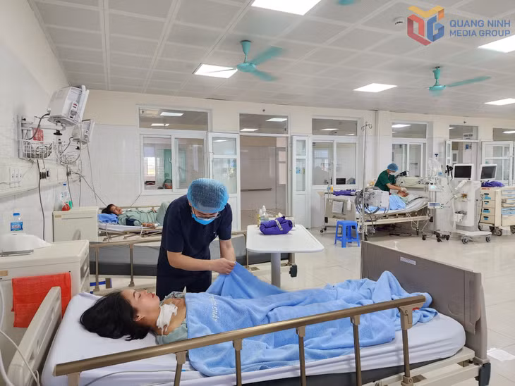 Chăm sóc người bệnh sau phẫu thuật tại khoa Hồi sức Ung bướu, Trung tâm Ung bướu (Bệnh viện Bãi Cháy)