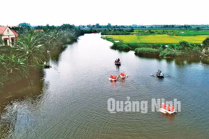 Teambuilding “Cốc cốc đảo Hà Nam” diễn ra trong không gian đậm sắc màu văn hóa và cảnh quan tuyệt đẹp của đảo Hà Nam, TX Quảng Yên (5-2020). Ảnh: Đức Cảnh