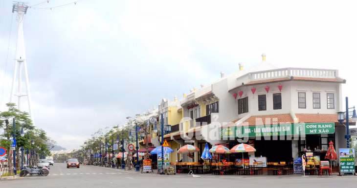 Một góc khu đô thị Bãi Cháy. Ảnh: Lương Giang