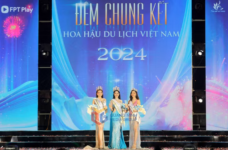 Tốp 3 người đẹp đoạt ngôi vị cao nhất của cuộc thi Hoa hậu Du lịch Việt Nam 2024.
