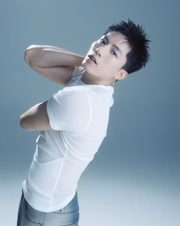 Anh Tú lên tiếng về những hiểu lầm quanh ca khúc Người tình của nắng. Ảnh: FBNV.