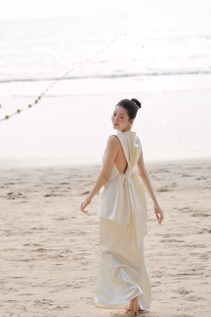 "Nếu anh chị trong đoàn gọi đùa tôi là Như 'chài trai' nghĩa là tôi đã thành công với vai diễn của mình. Vì đó là tính cách nhân vật và sự thực dụng được thể hiện qua mọi câu thoại cũng như phản ứng trong cuộc sống, cũng như cách cô ấy nhìn nhận mối quan hệ khác giới và muốn lợi dụng nó", nữ diễn viên nói.