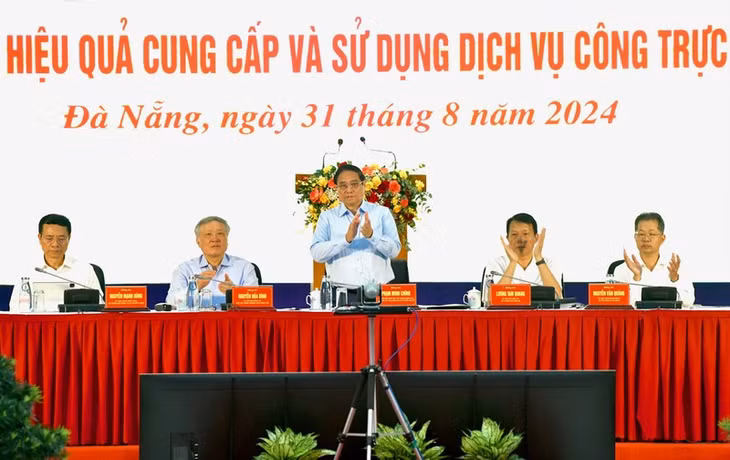 Thủ tướng Phạm Minh Chính chủ trì Hội nghị chuyên đề nâng cao hiệu quả cung cấp và sử dụng dịch vụ công trực tuyến. (Ảnh: THANH GIANG)