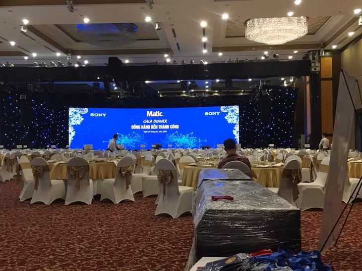 Bạn đang cần màn hình led cho sự kiện sắp tới? Ghé ngay LED D&Q ảnh 2