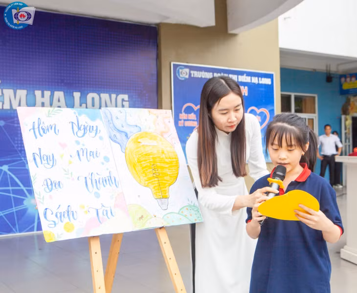 Trường TH, THCS Đoàn Thị Điểm (TP Hạ Long) tổ chức "Ngày hội sách &amp; Văn hóa đọc 2024" với Chủ đề "Mỗi trang sách là trang đời bất tận - Mỗi ngày vui là ngày đọc sách hiền".