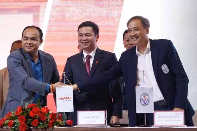 Viettel Marathon 2024 là giải chạy lớn đầu tiên ở ba nước Đông Dương. (Ảnh: BTC)