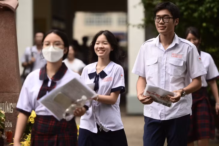 Thí sinh dự thi tốt nghiệp THPT 2024 (Ảnh: Nguyễn Huế)