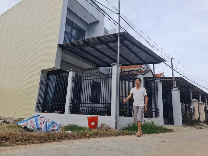 Căn nhà hiện đã xây dựng xong, con trai ông Thạch đang sinh sống - Ảnh: TRẦN MAI