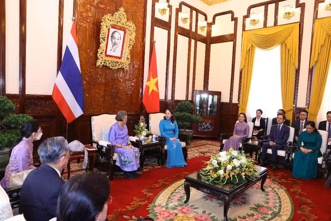 Phó Chủ tịch nước và Công chúa nhất trí tiếp tục quan tâm, ủng hộ hợp tác nhiều mặt giữa hai nước. (Ảnh: Văn Điệp/TTXVN)