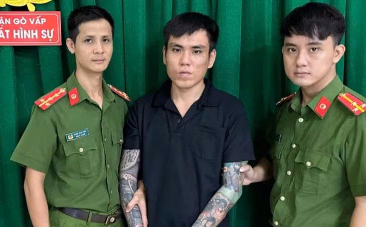 Trần Quang Trung (27 tuổi, ngụ TP Thủ Đức) tại cơ quan công an - Ảnh: Công an cung cấp