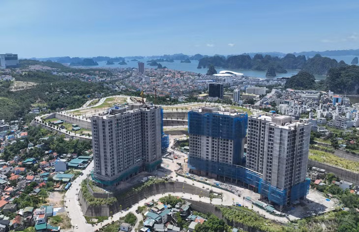 Dự án nhà ở xã hội đồi Ngân hàng thuộc địa phận 2 phường Hồng Hải và Cao Thắng (TP Hạ Long) đã hoàn thành hạng mục thô.