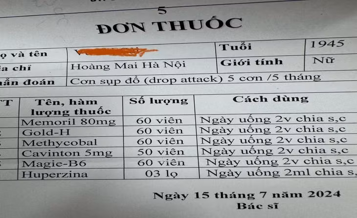 Đơn thuốc chủ yếu là thuốc bổ của một bệnh nhân ở Hà Nội.