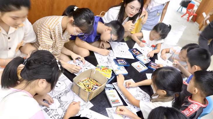 ...và vẽ tranh 3D